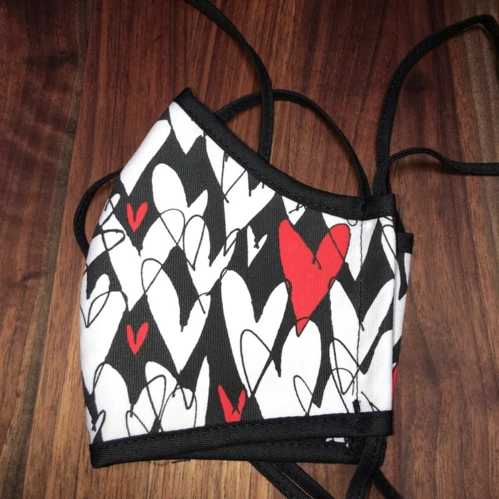 SALE!  Retired Brighton Fashionista Sweethearts Face Mask